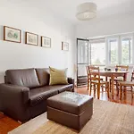 Campolide 2br Flat * Lisboa