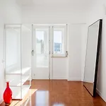 Apartment Campolide 2br Flat *