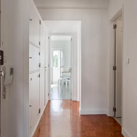 Appartement Campolide 2br Flat *