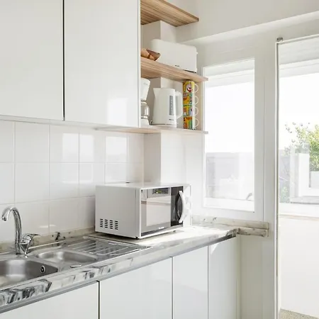 Campolide 2br Flat Lejlighed Lisboa