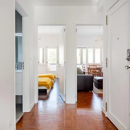 Campolide 2br Flat Lisboa