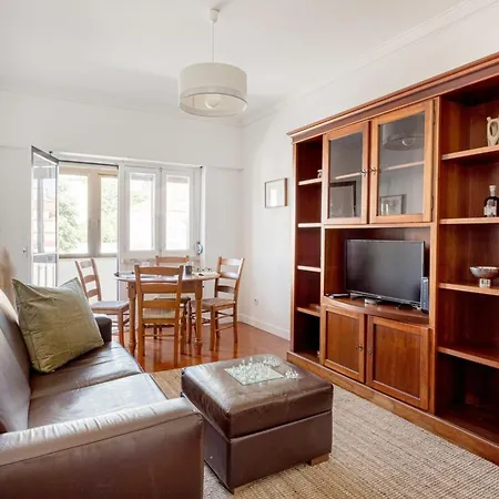 Campolide 2br Flat *