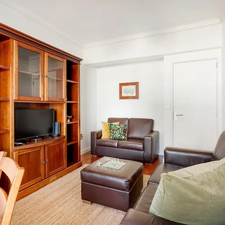 Campolide 2br Flat