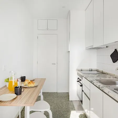 Lejlighed Campolide 2br Flat
