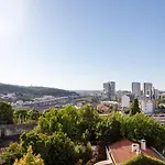 Campolide 2br Flat * Lissabon